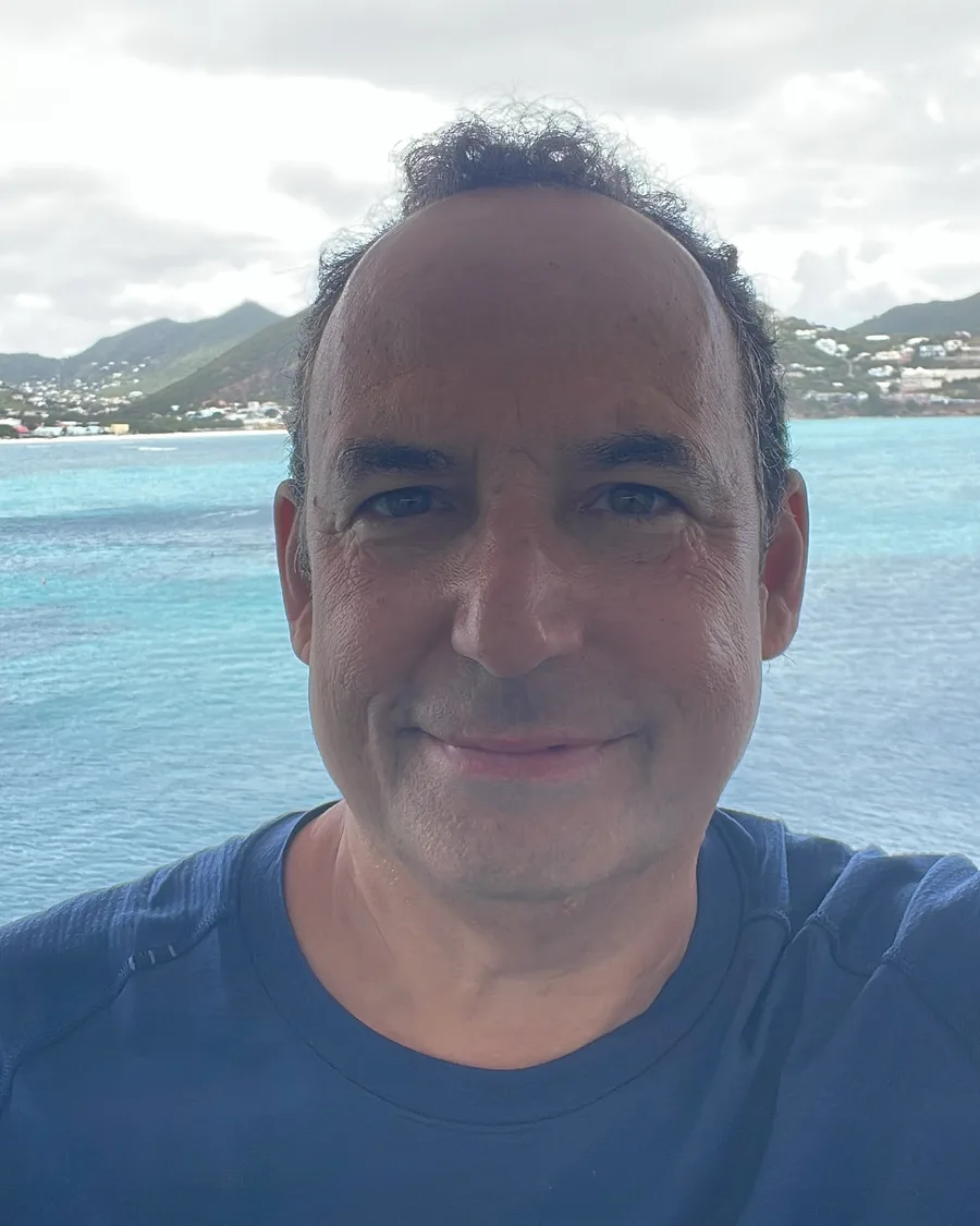 Portrait of Mike Wolf, founder of Solo Cruise Hacks